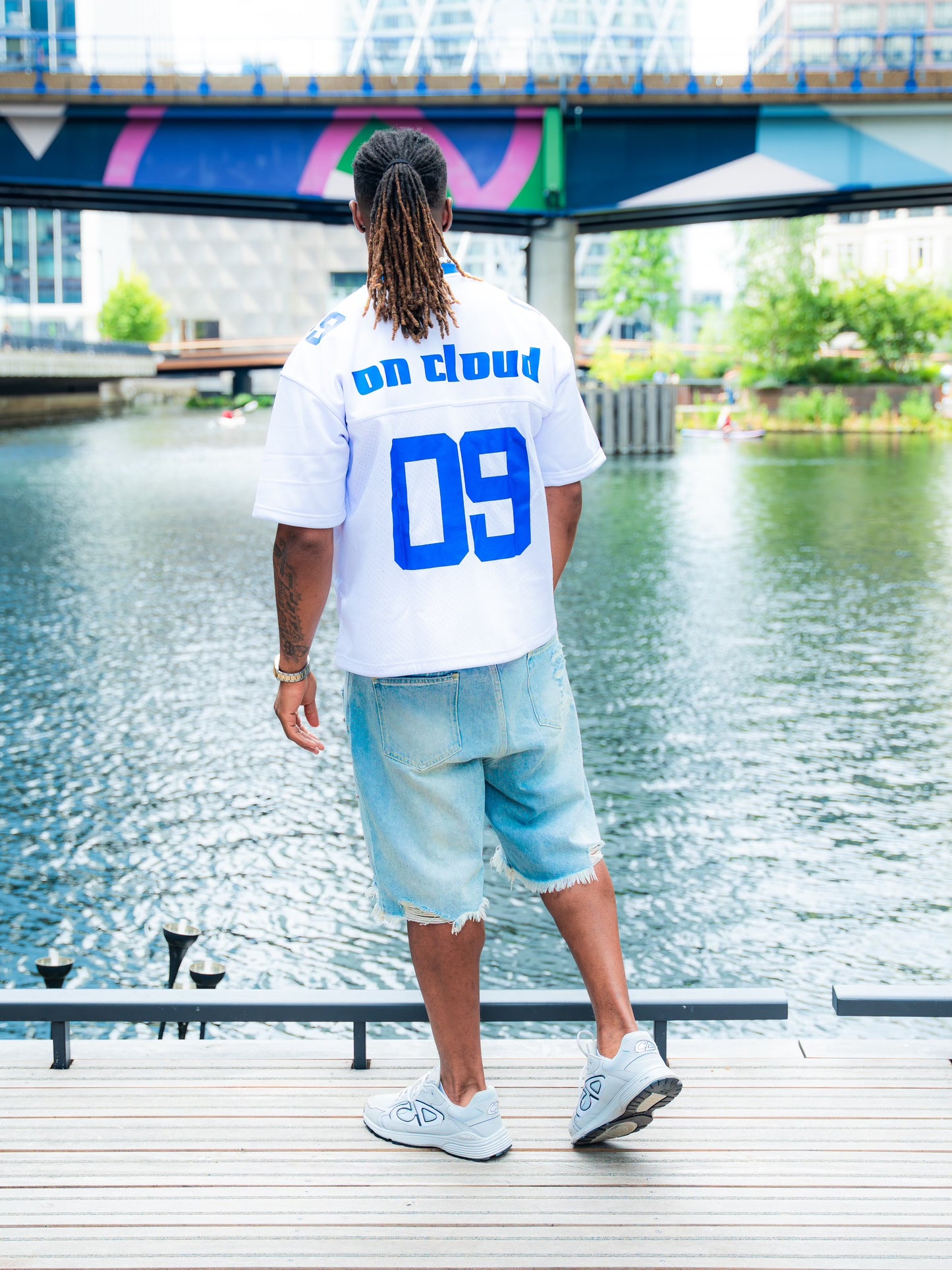 Bébé Garçon ‘One of 01’ White & Blue Short-Sleeve Jersey